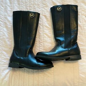 Michale Kors Boots